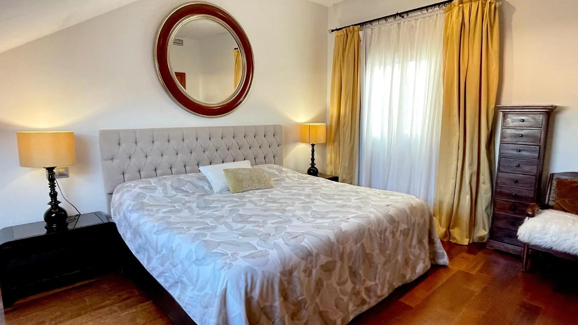 Apartamento Ático en Plaza de la Constitución Málaga