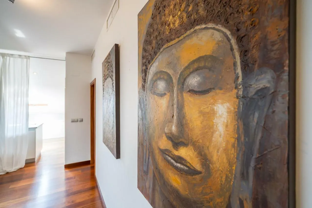 Apartamento Ático en Plaza de la Constitución Málaga 0*,  España