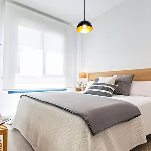 Genteel María Zambrano Apartamento