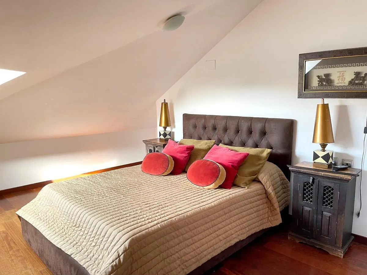 Atico En Plaza De La Constitucion 3 Bedrooms مالقة شقة