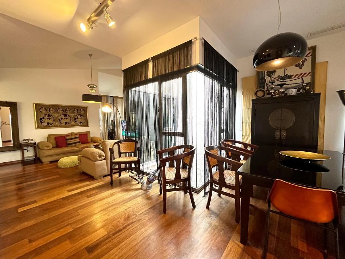 Atico En Plaza De La Constitucion 3 Bedrooms مالقة شقة